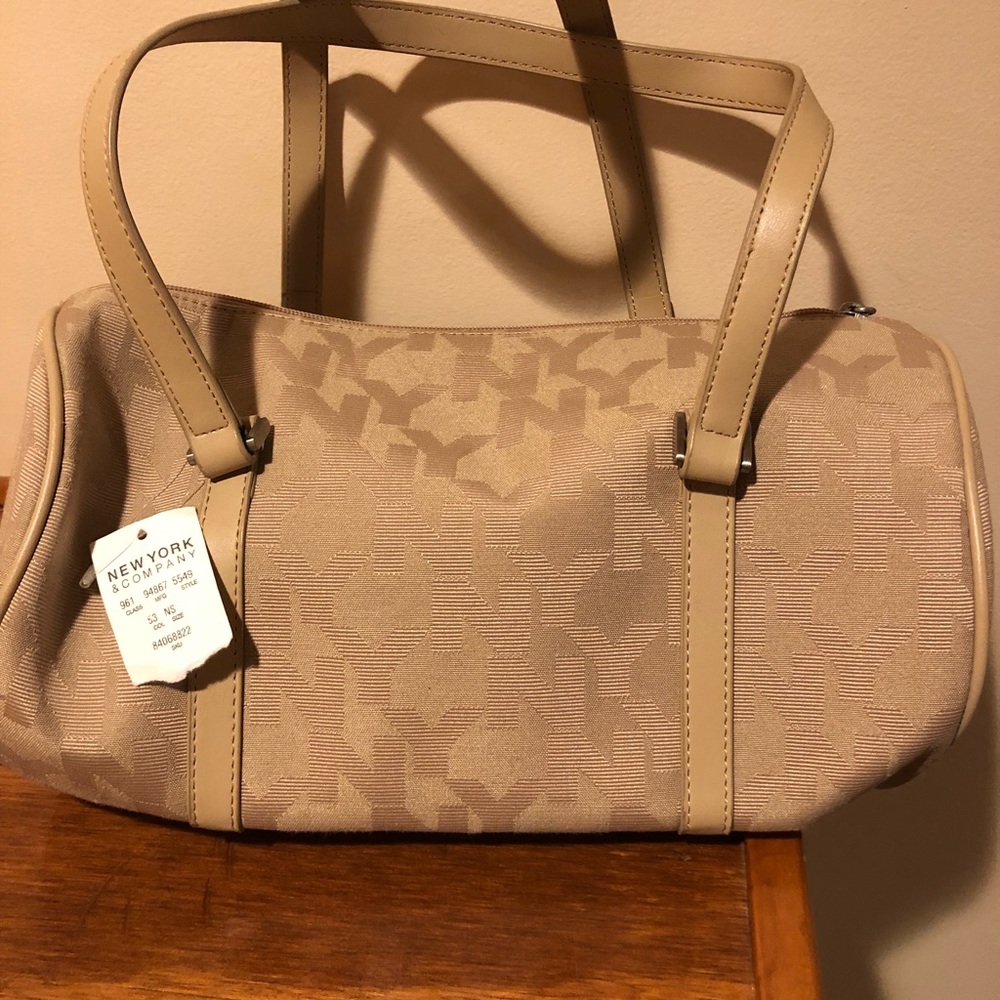 New York and company purse